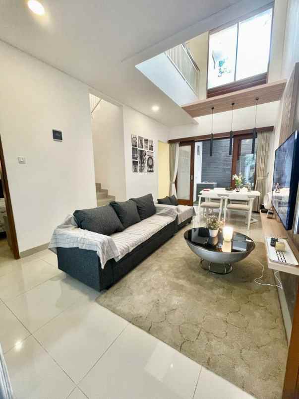 rumah mewah ciganjur jagakarsa jakarta selatan