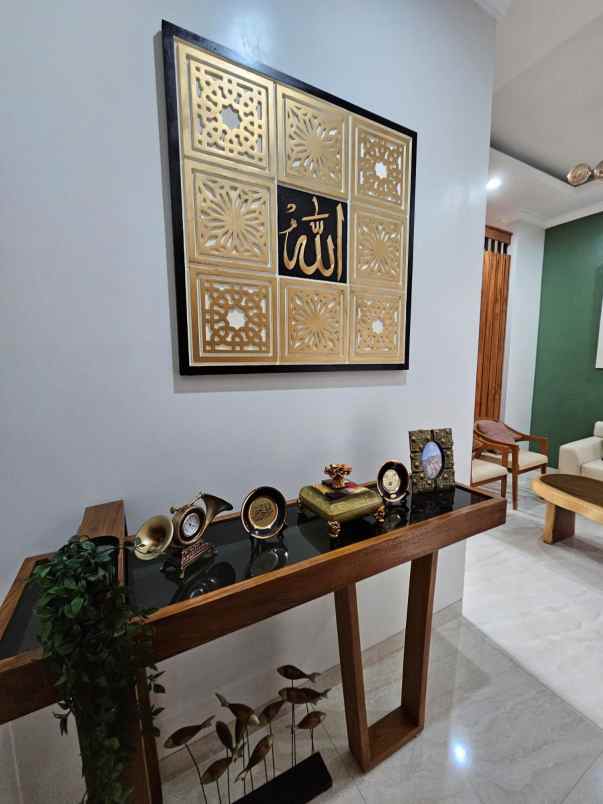 rumah mewah di citra gran cibubur