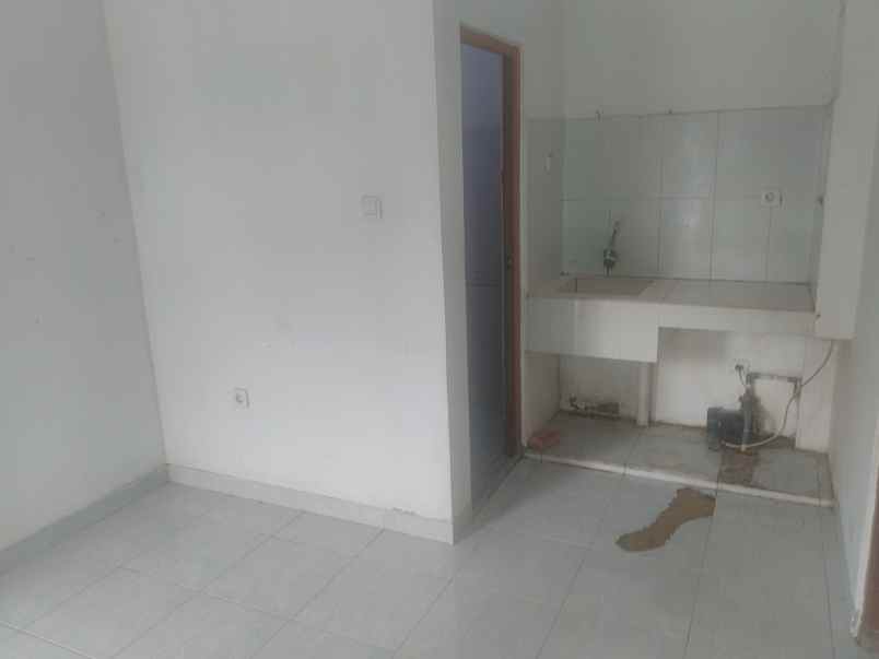 rumah minimalis suradita jual cepat