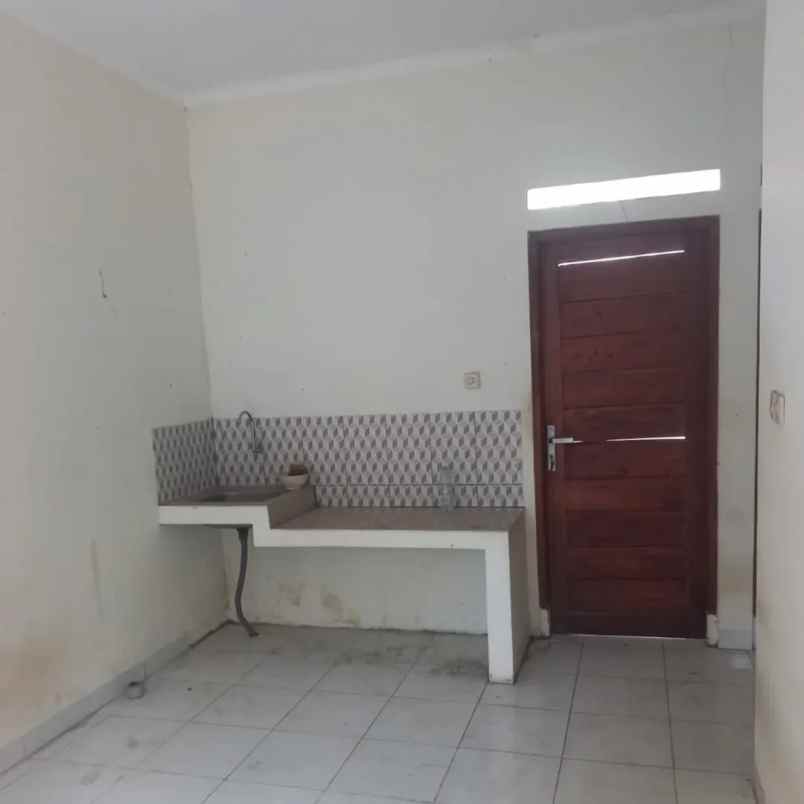 rumah minimalis tepi aspal di jl godean km 7 5 sleman