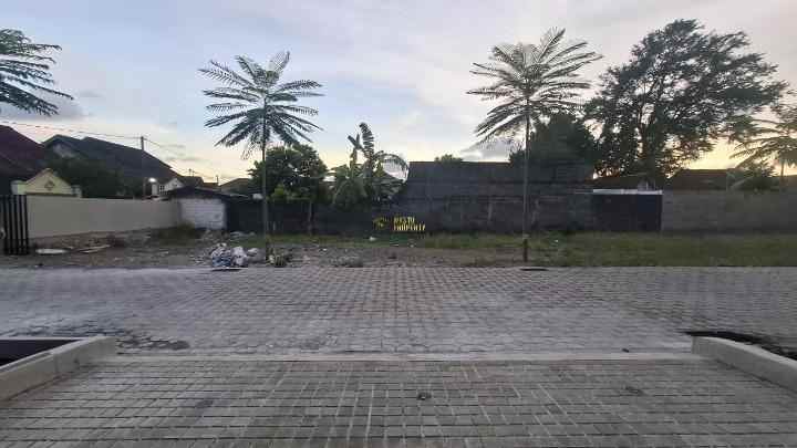 rumah modern 2 lantai 5 menit ke rs hermina jogja