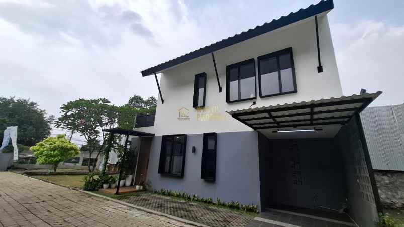 rumah modern 2 lantai di jagakarsa dekat mrt fatmawati