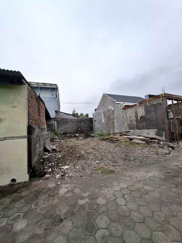 rumah modern 2 lantai type 90 84 di maguwoharjo