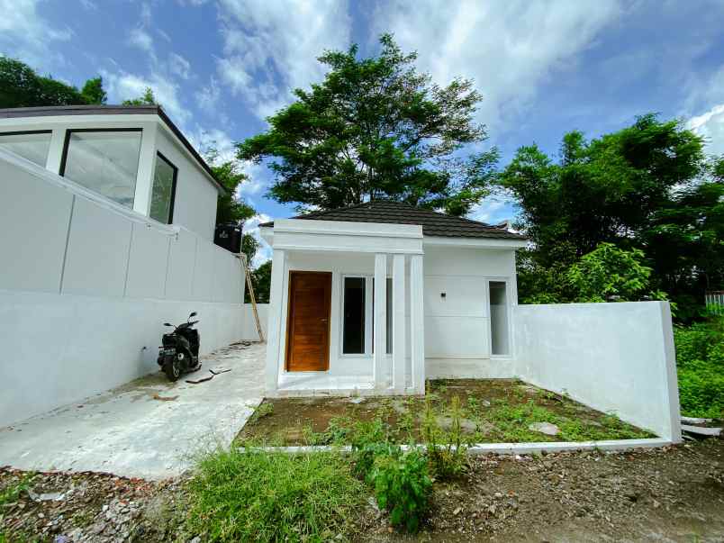 rumah modern di kalasan cuma 350 juta all in