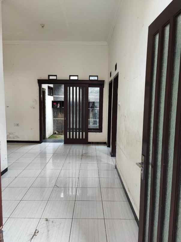 rumah modern minimalis siap huni di sawojajar