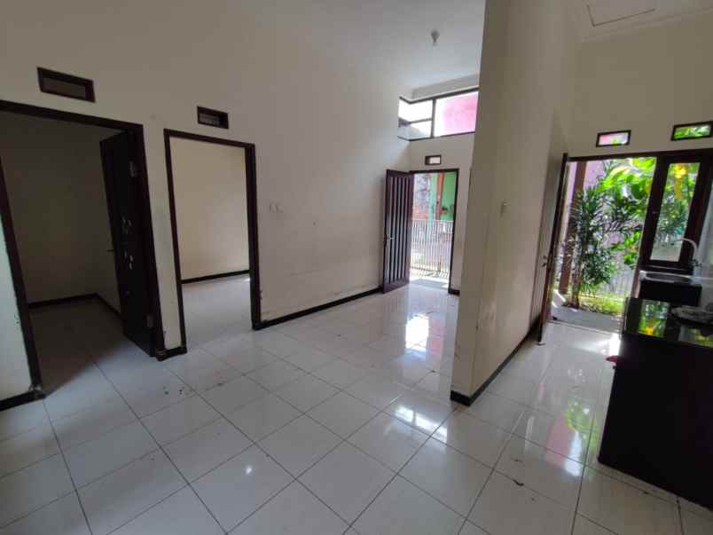 rumah modern minimalis siap huni di sawojajar