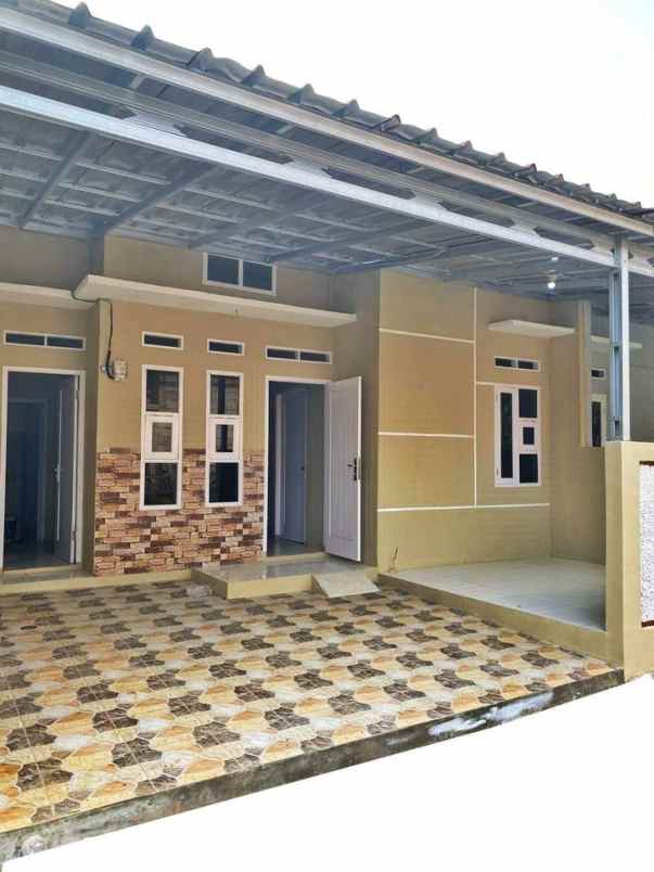 rumah modern nyaman dan strategis hot promo