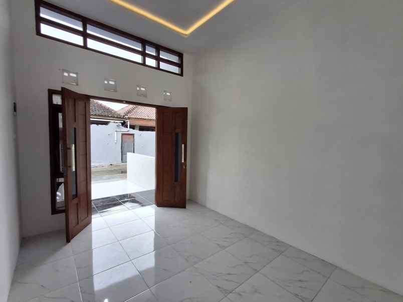 rumah modern stylis dengan harga terbaik