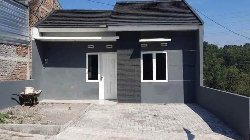 rumah murah dibanyumanik cluster 300jt