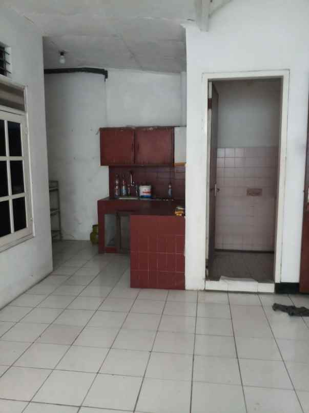 rumah rungkut mapan hadap utara