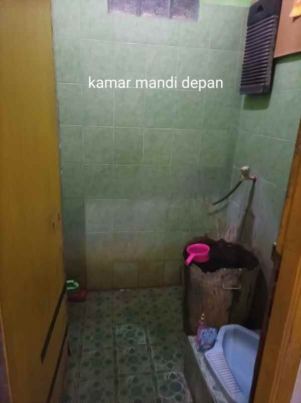 rumah second murah strategis di kemiri muka depok