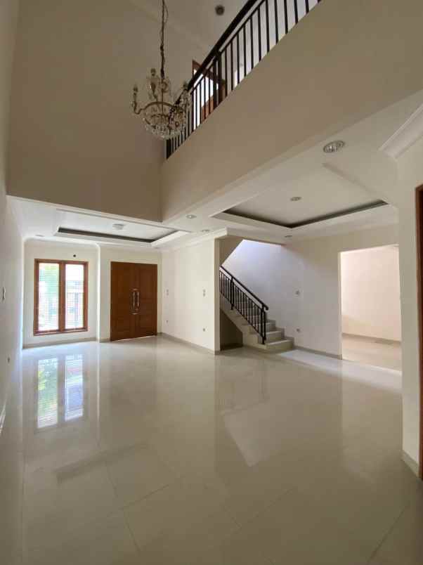 rumah second siap huni di tebet timur jaksel