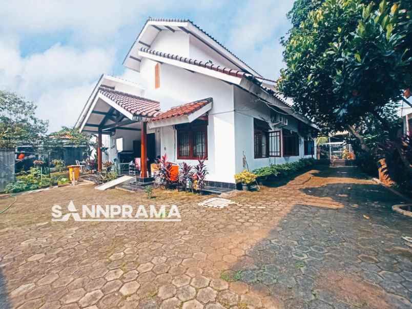 rumah secondary tanah luas tugu cimanggis depok