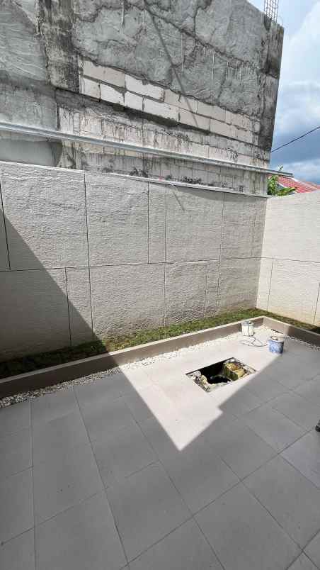 rumah siap huni bagus di surabaya timur