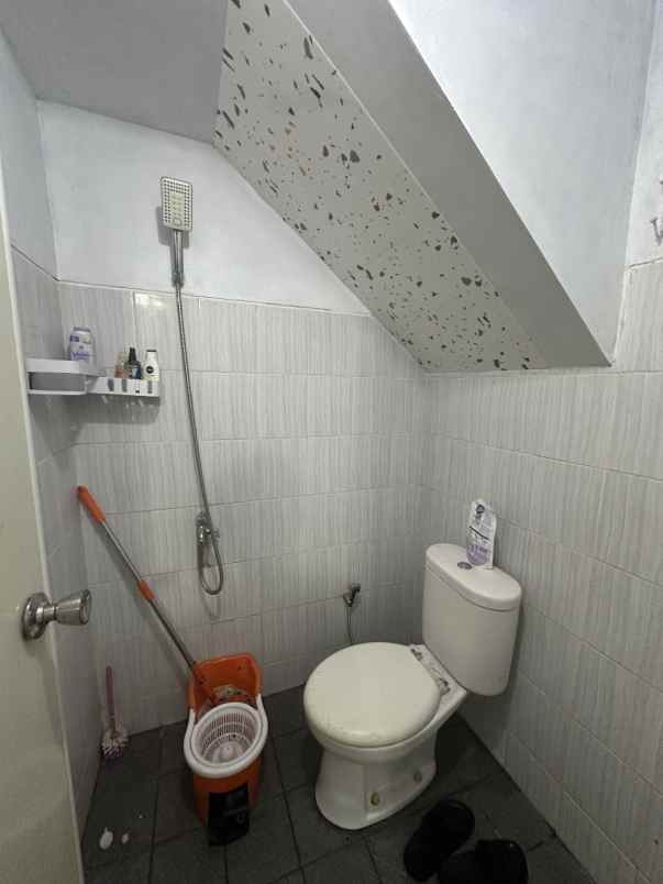 rumah siap huni bonus furnished di pamulang tangsel