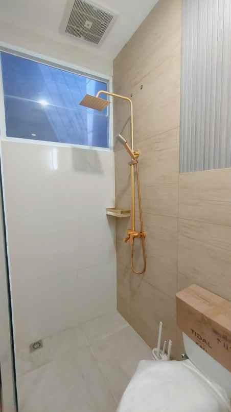 rumah siap huni dalam perumahan kencana loka bsd