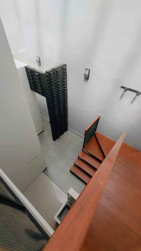 rumah siap huni dalam perumahan kencana loka bsd