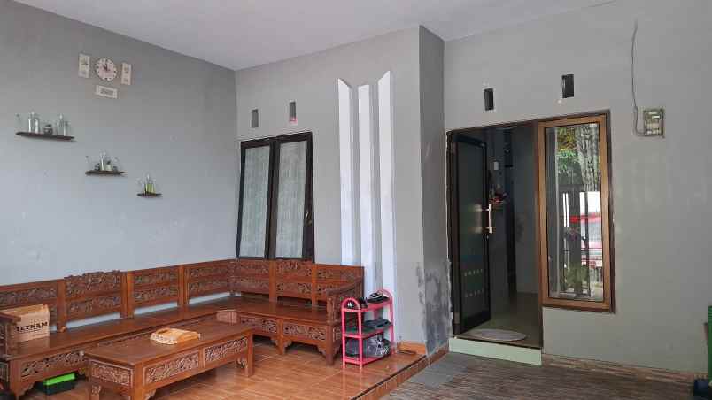 rumah siap huni di perumahan bumi tegal besar