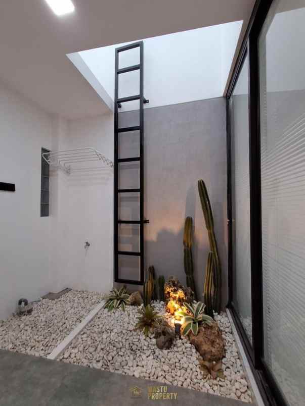 rumah siap huni furnish kekinian di jakal sleman