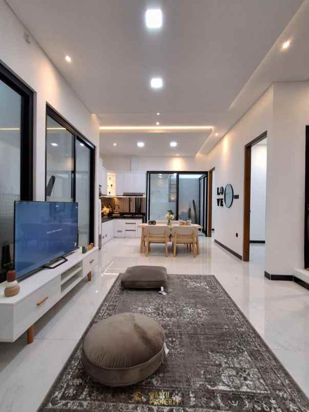 rumah siap huni furnish kekinian di jakal sleman