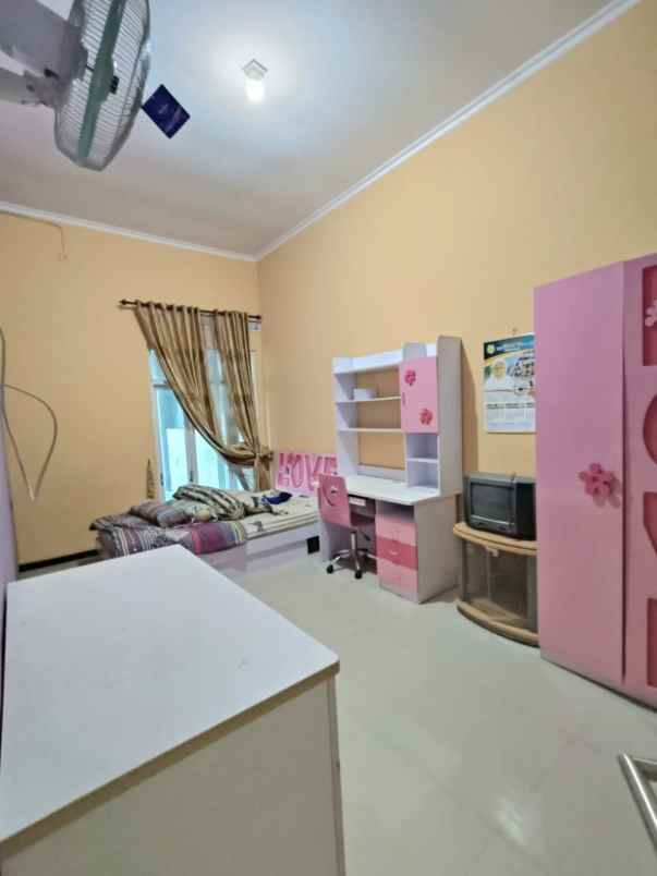 rumah siap huni lokasi jalan candi mendut kota malang