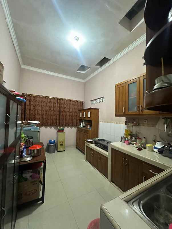 rumah siap huni nyaman dan sejuk di beji depok