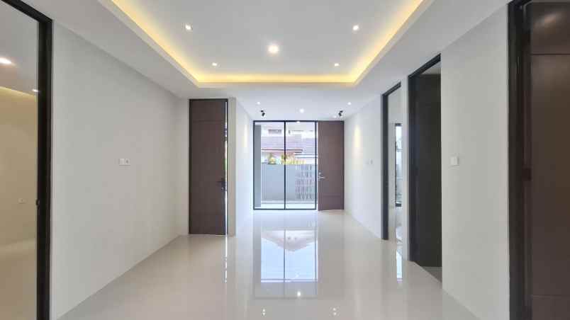 rumah siap huni open space timur jalan kaliurang km 14