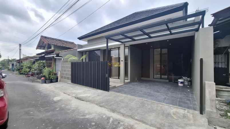 rumah siap huni open space timur jalan kaliurang km 14