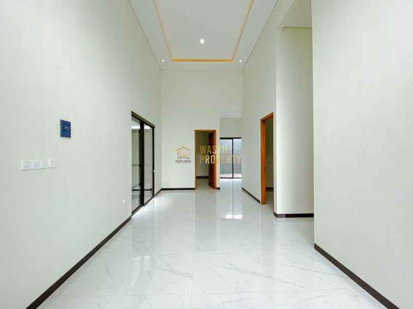 rumah siap huni terbaik di ngaglik open space