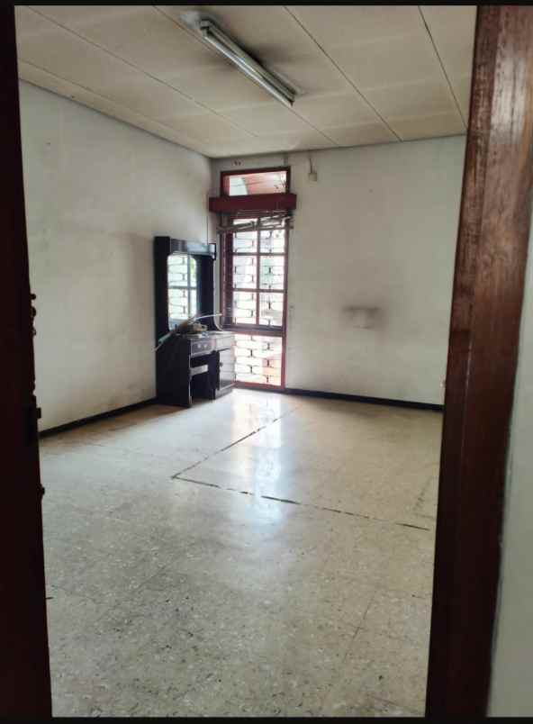 rumah tempo dulu di sayap riau bandung