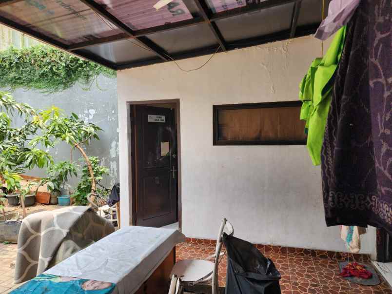 rumah tinggal di jl kembangan utara jakarta barat