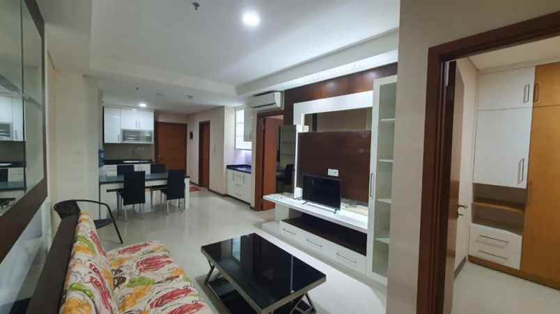 sewa condo furnished green bay pluit