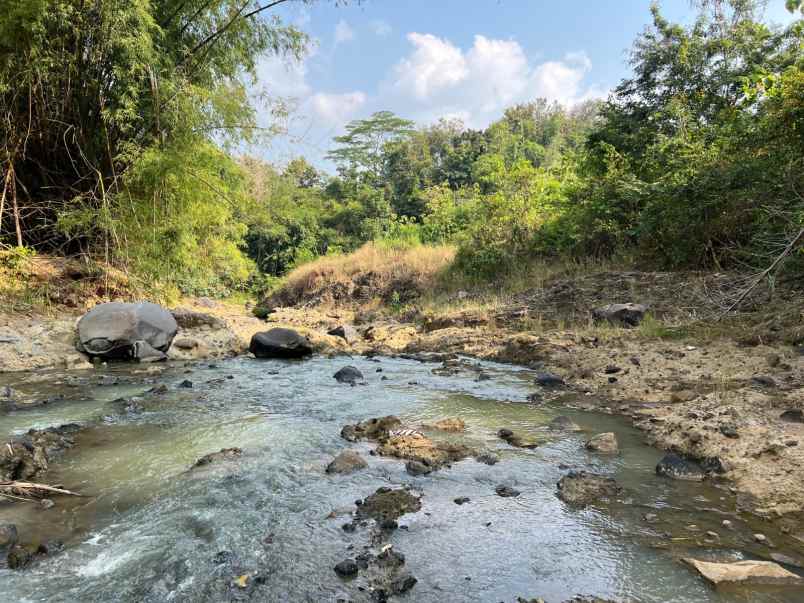 tanah dekat aliran sungai 3075m kerjo karanganyar