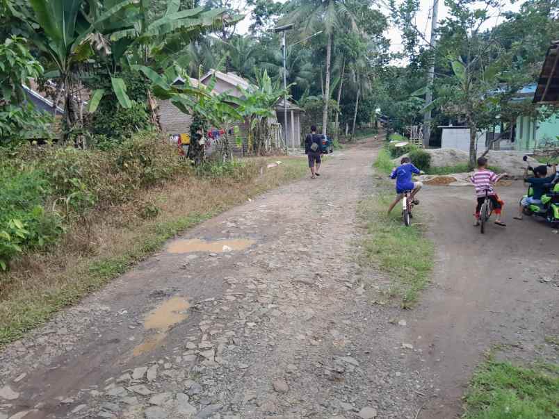 tanah kavling pinggir jalan dekat pasar baros