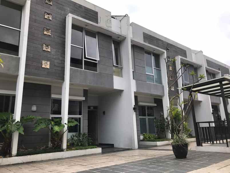 townhouse 3 lantai pasteur bandung