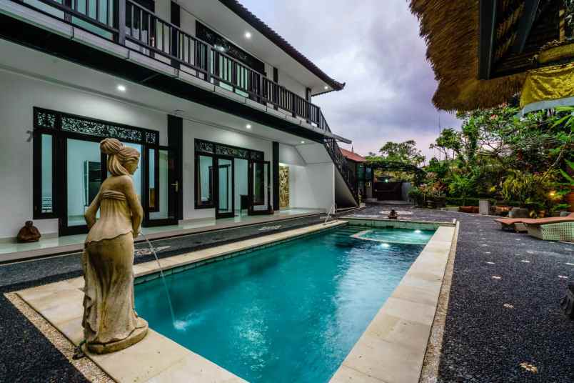 villa modern siap huni lantai 2