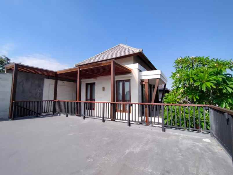 villa seminyak semi furnished pool