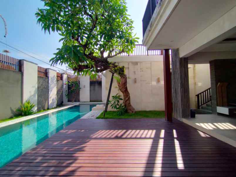 villa seminyak semi furnished pool