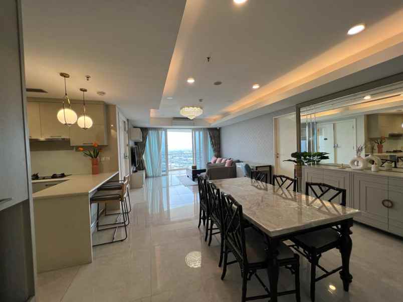 apartemen the royalle springhill 3br furnish jakpus