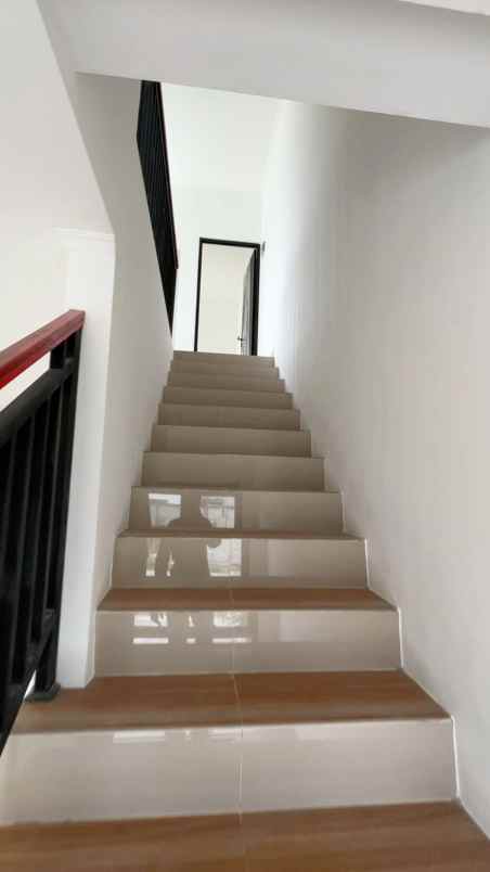 bu rumah 1 miliaran jual 500jtan aja