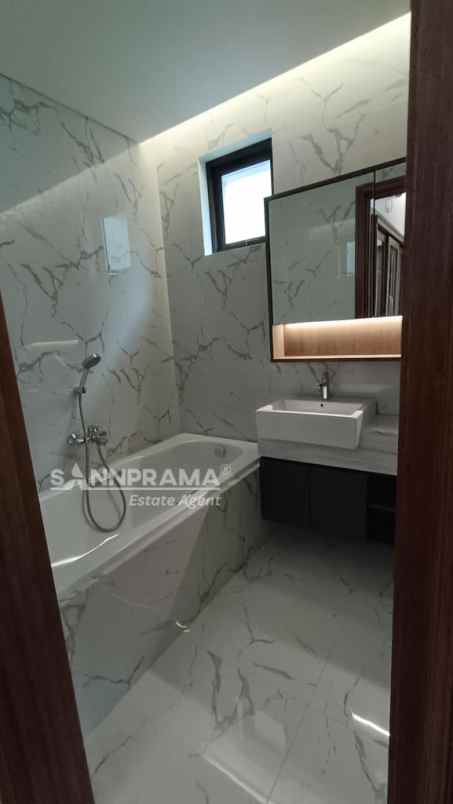 cluster pangrango peak at vimala hills bogor rn