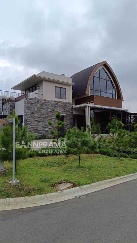 cluster pangrango peak at vimala hills bogor rn