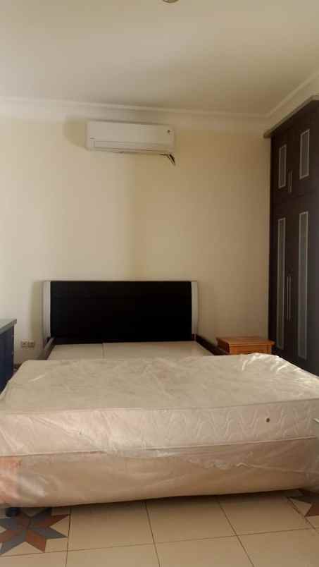 dijual apartemen central park