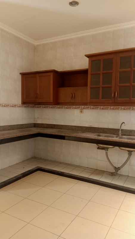 dijual apartemen central park