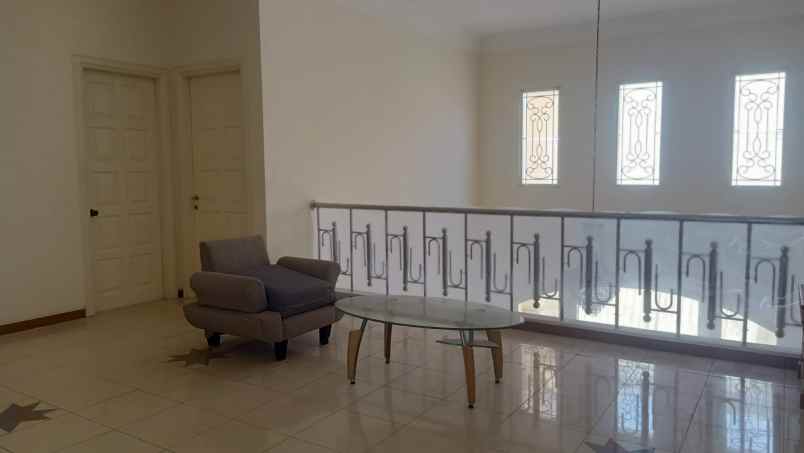 dijual apartemen central park