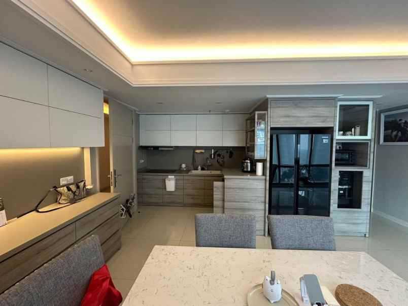 dijual apartemen la riz mansion