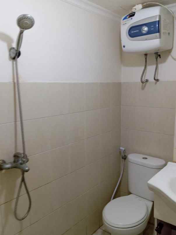dijual apartemen puncak kertajaya tower a