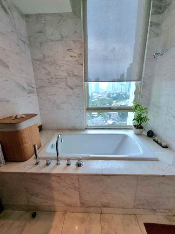 dijual apartement the peak sudirman jaksel