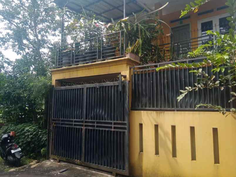 dijual cepat dijual rumah 2 lantai di kota bogor