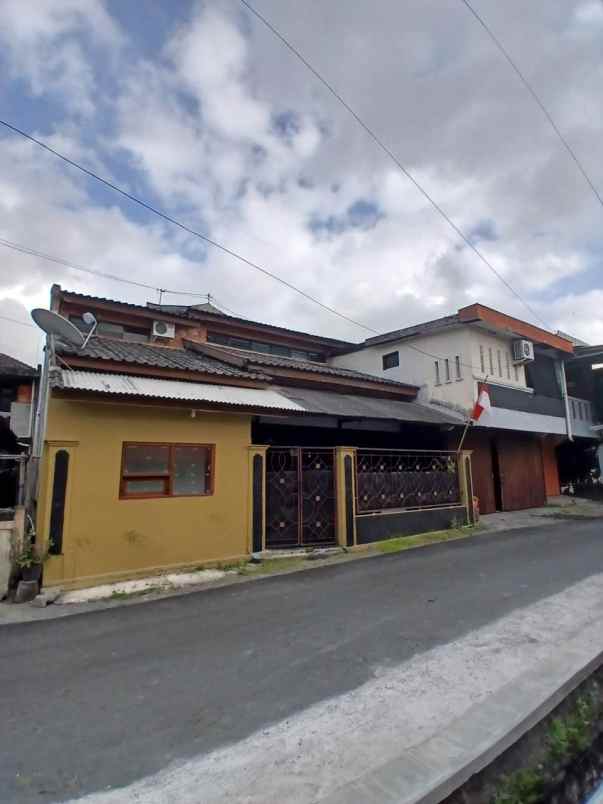 dijual cepat rumah maguwoharjo